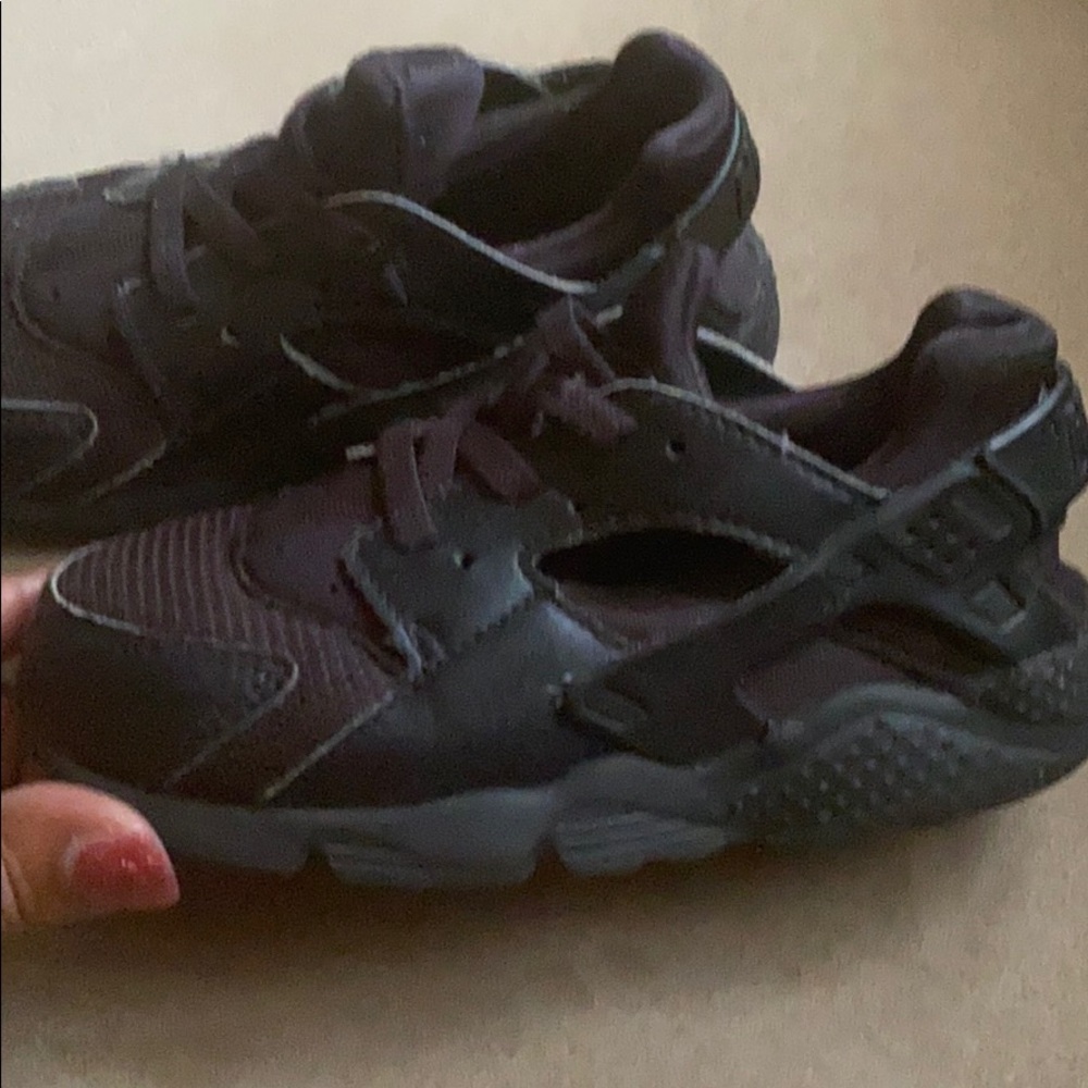 Black Nike